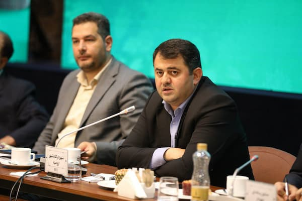 آغاز آسفالت‌ریزی از محلات کم‌برخوردار ارومیه