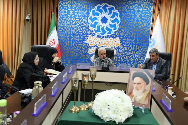 محفل ادبی «روح الله» در آذربایجان‌غربی برگزار شد