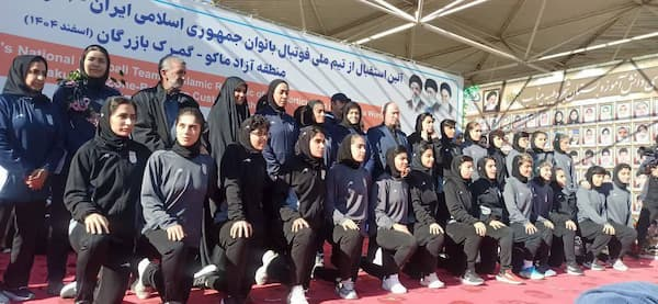 ورود کاروان تیم ملی فوتبال بانوان ایران به آذربایجان‌غربی
