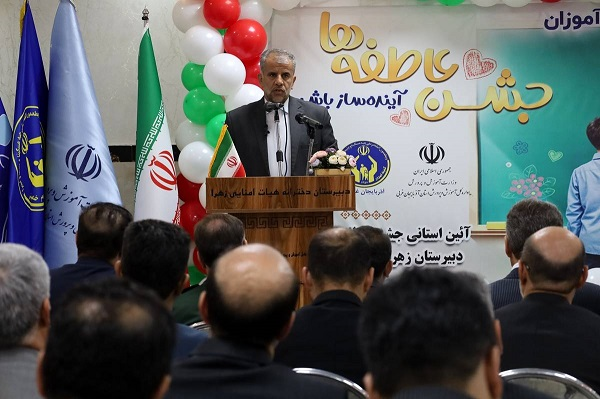 جشن عاطفه‌ها، جشن سهیم شدن در حل مشکلات نیازمندان است