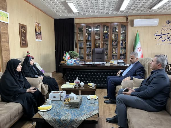 کتابخانه‌ها مکمل نظام آموزشی هستند