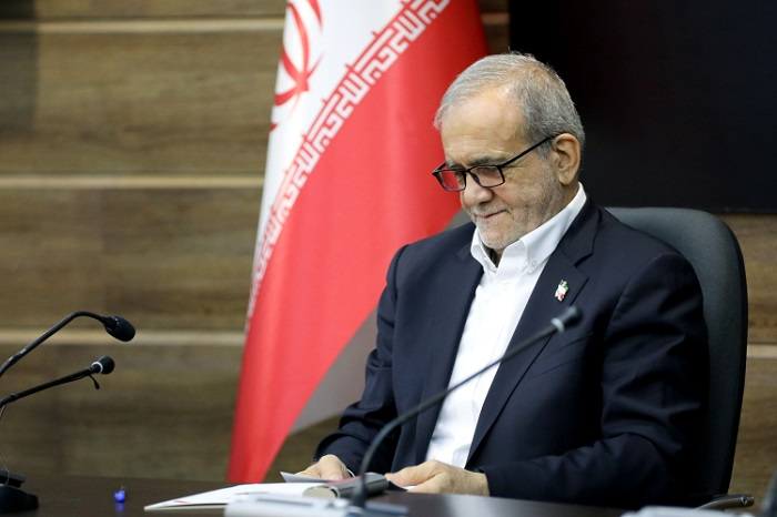 اگر در جامعه مشکلی وجود دارد، ما مقصر هستیم