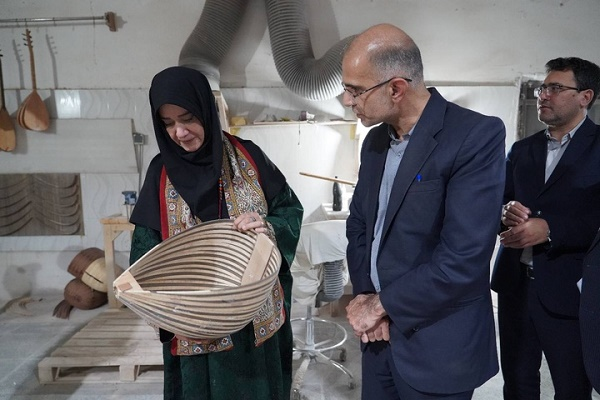 اتحادیه صادرکنندگان صنایع‌دستی تشکیل شود